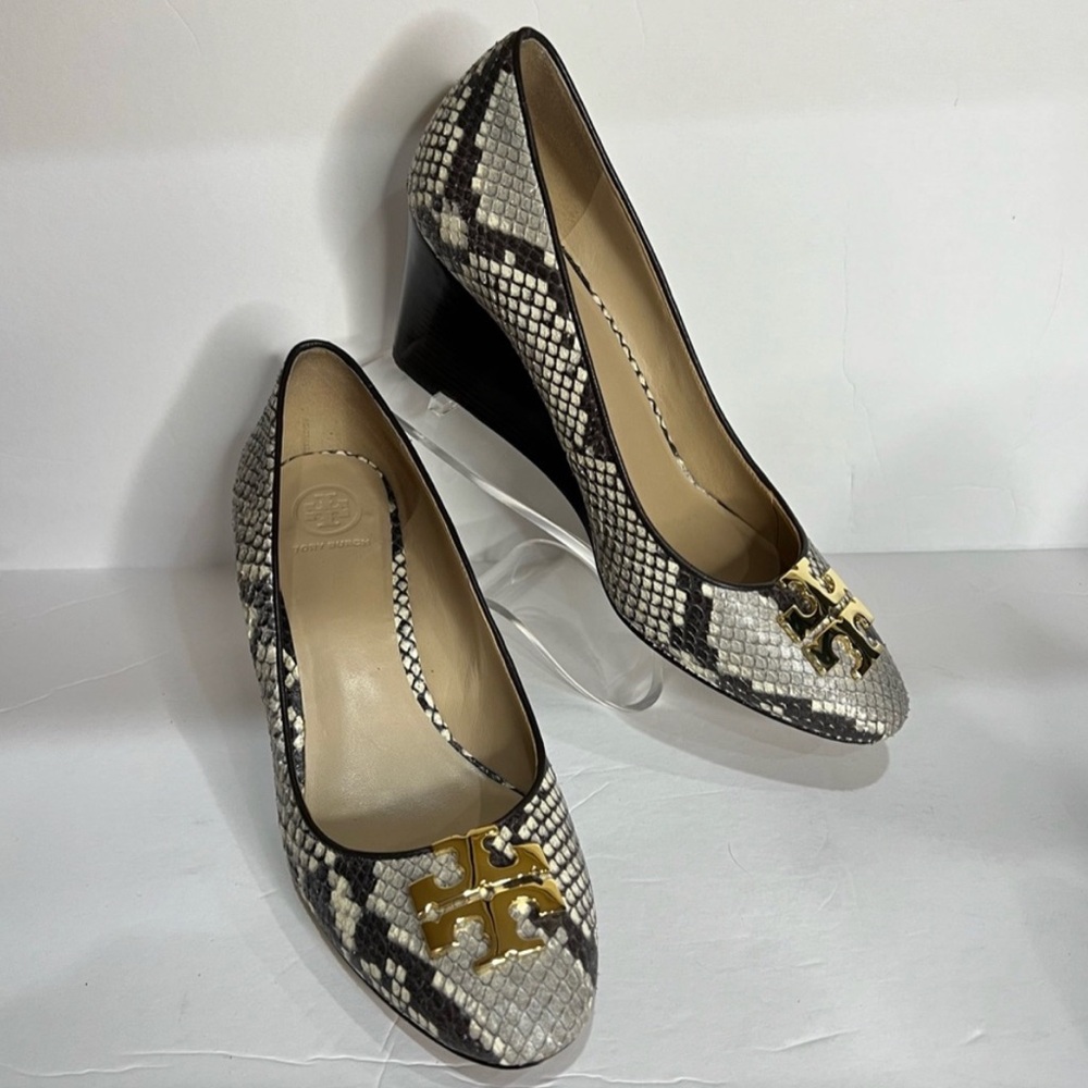 104 Tory Burch Sally Snakeskin Print Leather Wedge Heels 9 • NEW LISTING 10/24